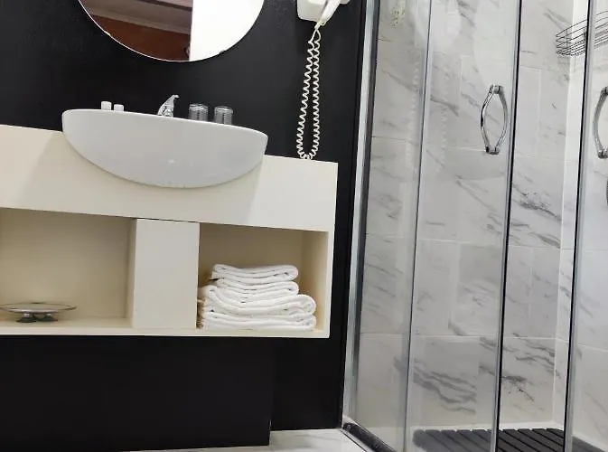 Vista Do Vale - Hotel 2*