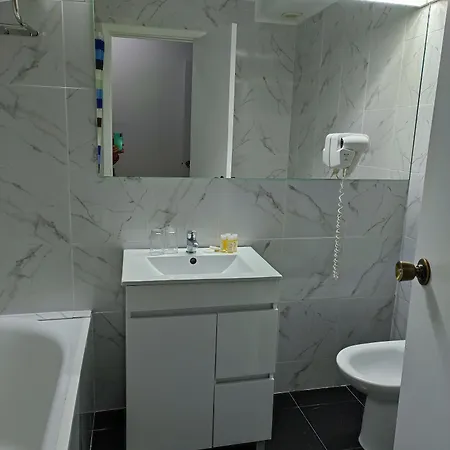 Vista Do Vale - Hotel 2*