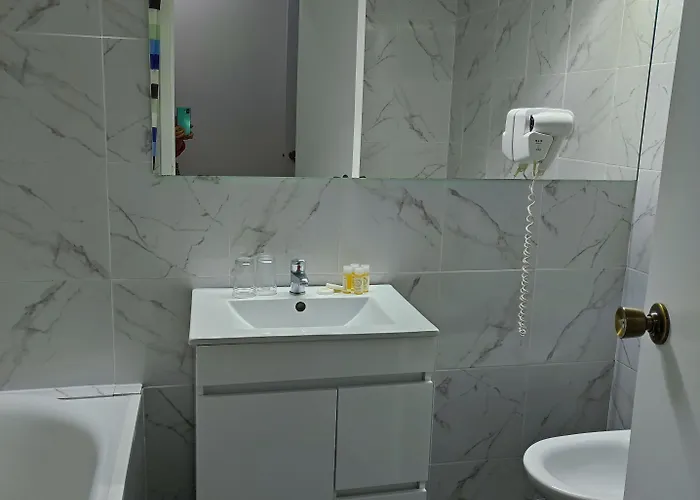 Vista Do Vale - Hotel 2*