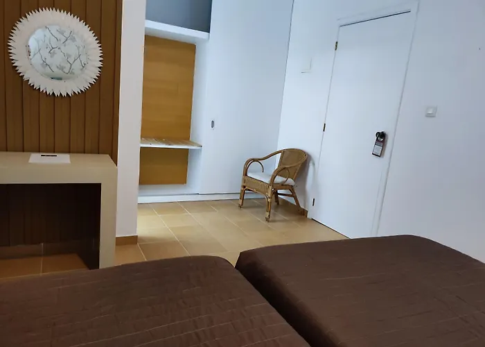 Vista Do Vale - Hotel 2*